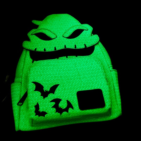Loungefly Limited Edition Glow-in-dark Oogie Boogie Backpack - Picture 2 of 4